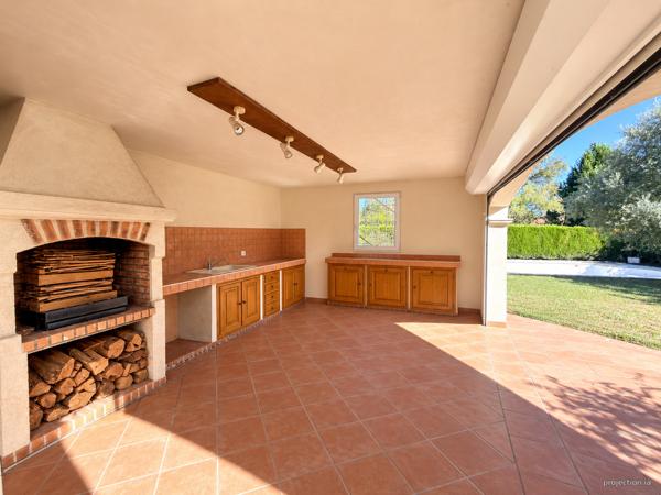 Maison
         7 pièces
        - 180 m² Bien prestige 535 000 €*