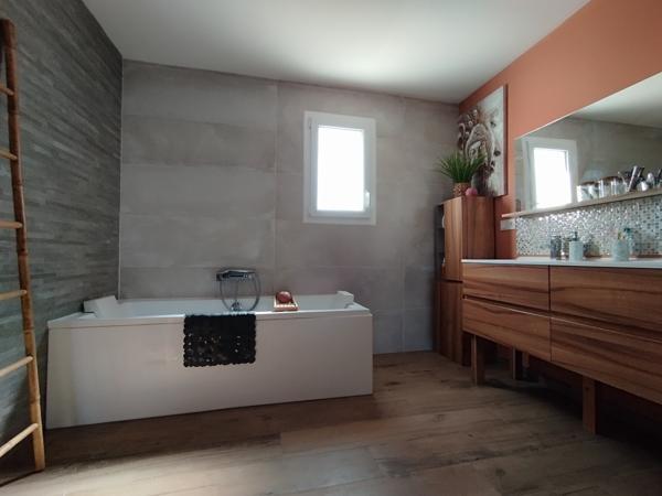 MAISON RECENTE PLAIN-PIED 4 CHAMBRES BORD DE MER