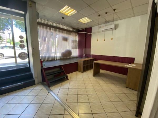 Nice vend MURS LIBRES 51 M2 165 000 EUROS