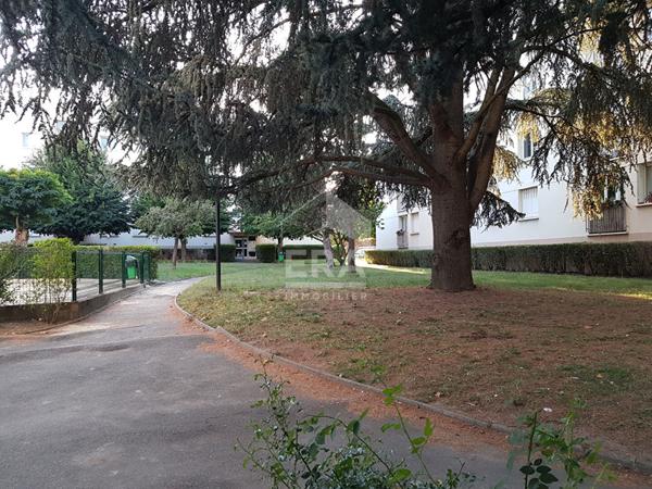 NEUILLY SUR MARNE F3