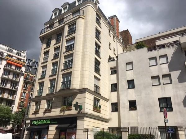 Appartement à louer à Paris (75015)