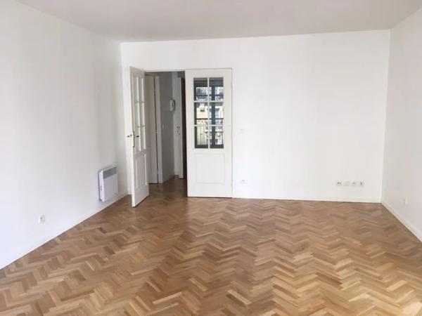 Appartement à louer à Paris (75015)