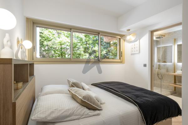Cannes - Californie : 5P vue mer, garages et piscine