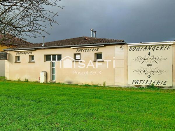 LOCAL PROFESSIONNEL DE 220 M2 AVEC ESPACE BOUTIQUE