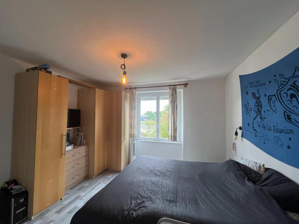 Maison familiale avec 5 chambres sur la commune de Leuhan