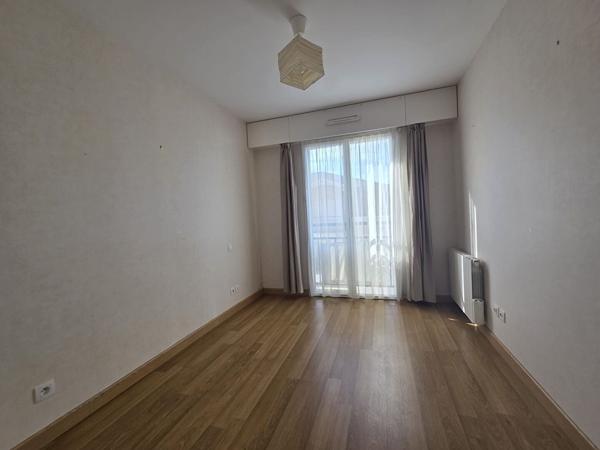 APPARTEMENT T3 CENTRE VILLE - LES SABLES D'OLONNE