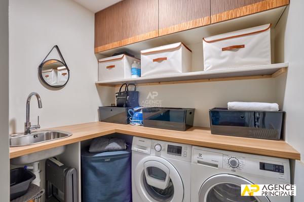 Appartement 6 pièce(s) 125.57 m2 -exclusivite - ascenseur 1 164 000 € **  - Référence  4233