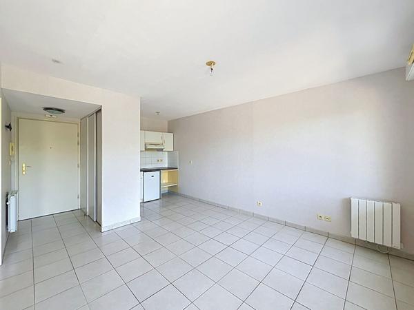 Appartement Orleans 2 pièces avec stationnement