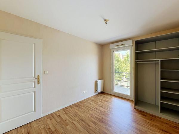 Appartement Orleans 2 pièces avec stationnement