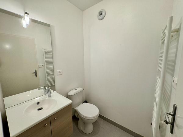 Appartement - Type 1 - 27m2 - St Eloi / Rompsay 149 000 € **  - Référence  JH756ED1