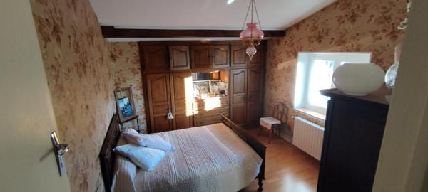 Maison avec dépendances