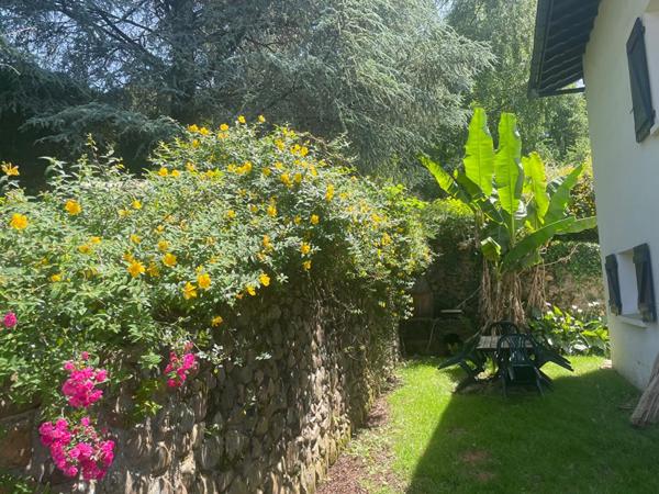 CAMBO LES BAINS, Propriété familiale