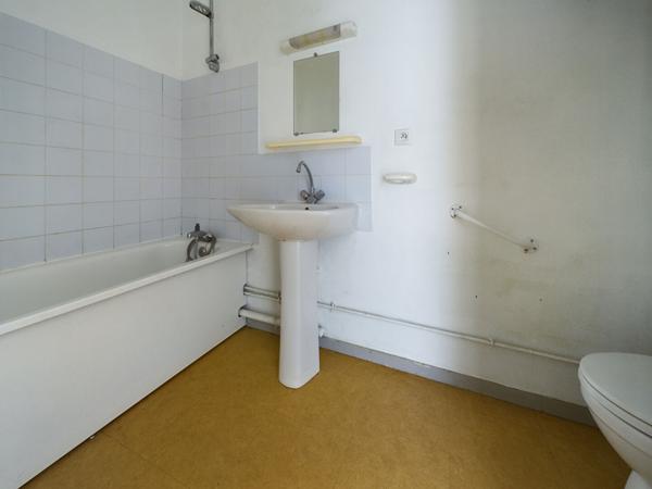 APPARTEMENT T2 - ELBEUF