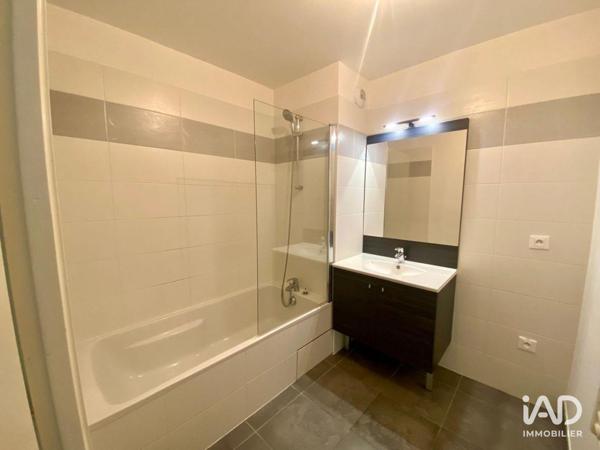 Location appartement 3 pièces 68 m² Aix-les-Bains