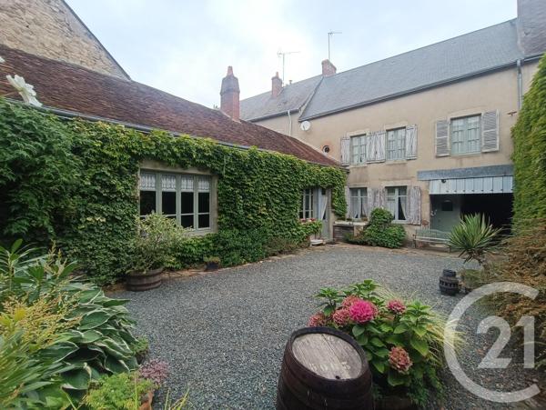 Maison à vendre  7 pièces - 154 m 2   GUERET  - 23