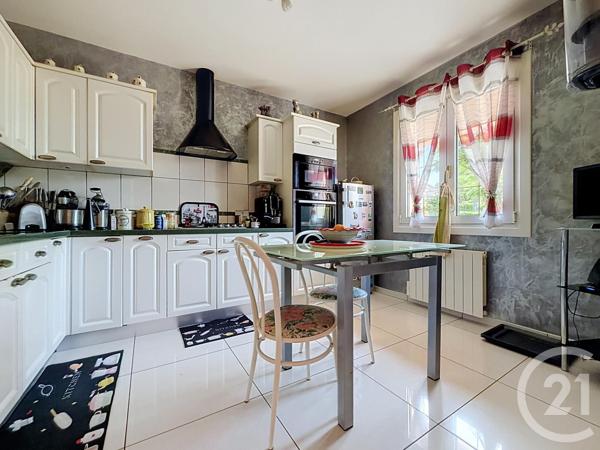 Maison à vendre  7 pièces - 154 m 2   GUERET  - 23