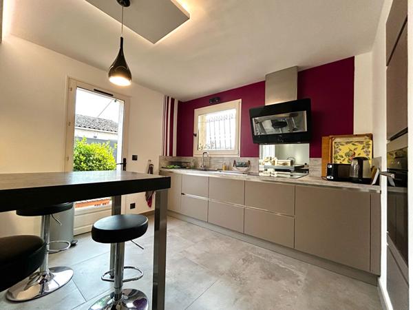 Achat vente transaction recherche maison Maison 113 m2 Solliès-Pont centre ville Toulon var extérieur 3 ou 4 chambres