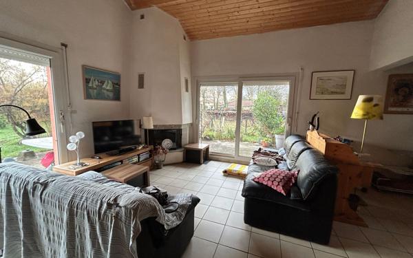 Maison à vendre    6 pièces •  Gujan-Mestras