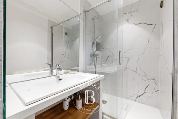 Paris 2ème, Appartement 3 Chambres -  135 m² à vendre