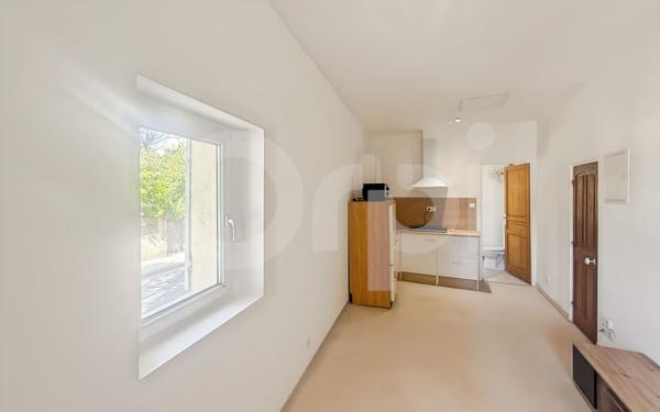 Appartement à louer    1 pièce • 21,80 m2 Toulon