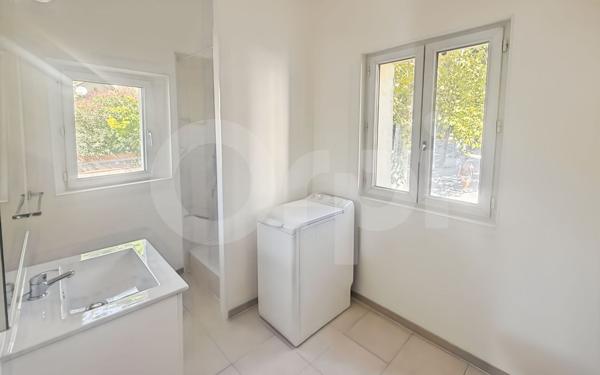 Appartement à louer    1 pièce • 21,80 m2 Toulon
