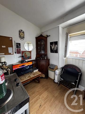 Immeuble à vendre  277,65 m 2   ST QUENTIN  - 02