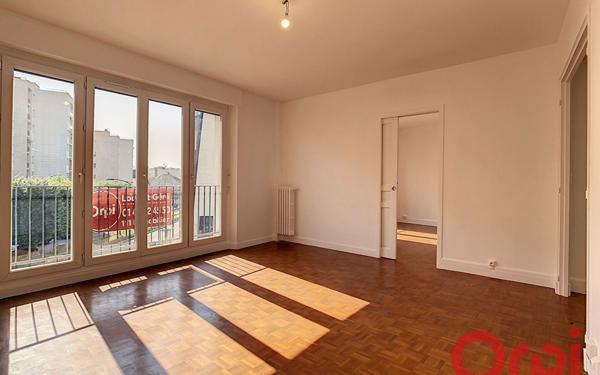 Appartement à louer    2 pièces • 52,76 m2 Bourg-la-Reine