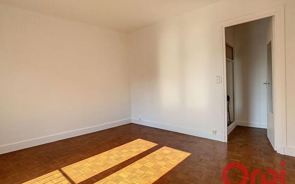 Appartement à louer    2 pièces • 52,76 m2 Bourg-la-Reine