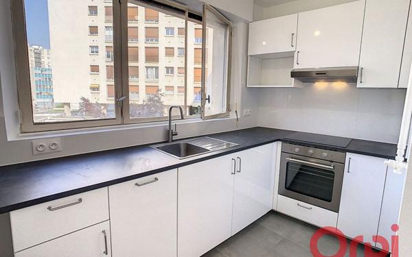 Appartement à louer    2 pièces • 52,76 m2 Bourg-la-Reine