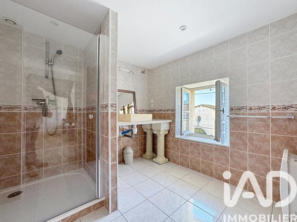 Maison à vendre 5 pièces 117 m² Ruelle-sur-Touvre