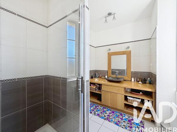 Maison à vendre 5 pièces 117 m² Ruelle-sur-Touvre