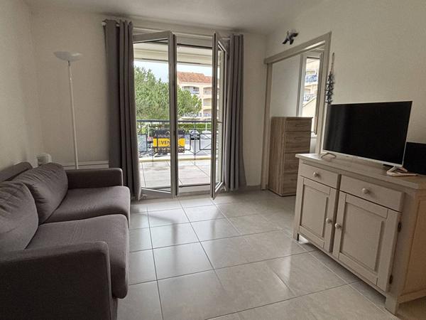 APPARTEMENT à VAUX SUR MER