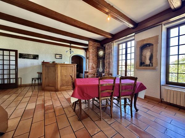 Maison de caractère - 285m² sur 16,82 ares - Woippy Village