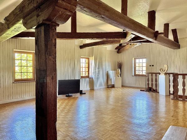 Maison de caractère - 285m² sur 16,82 ares - Woippy Village