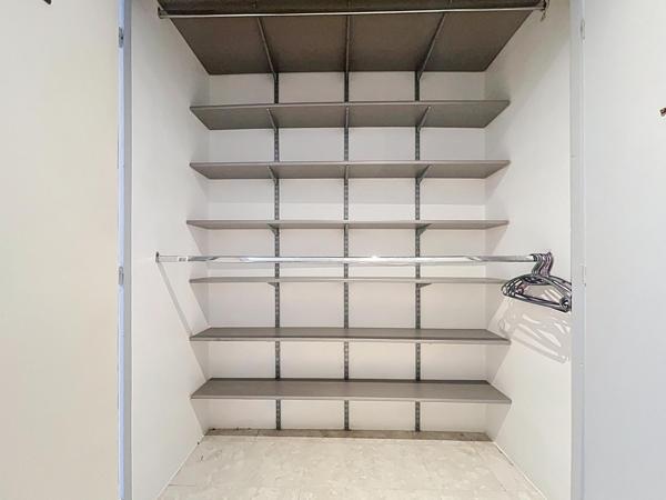 4P PROCHE TOUS COMMERCES, TRES LUMINEUX