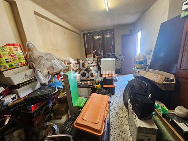 Maison à vendre à Perpignan - Bas Vernet - 7 pièces avec 4 chambres