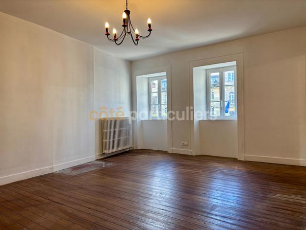Vente
                Maison285 m² - 8 Pièces -
                    COUTANCES (50200)