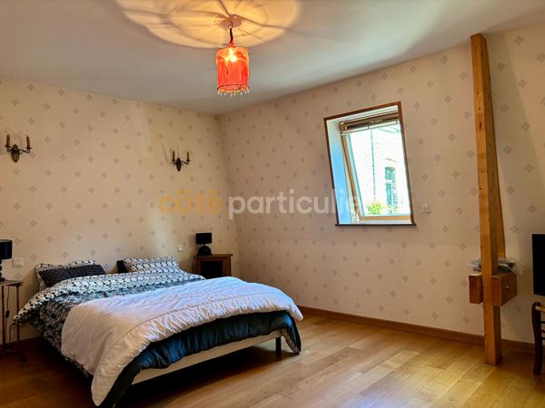 Vente
                Maison285 m² - 8 Pièces -
                    COUTANCES (50200)