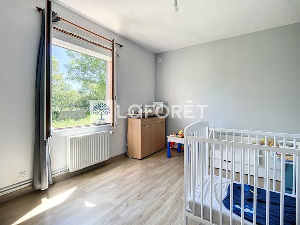 Achat maison près de PARTHENAY - 5 pièce(s) - 156 m² - 325 890 €