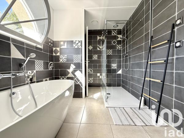 Maison à vendre 7 pièces 187 m² Osny