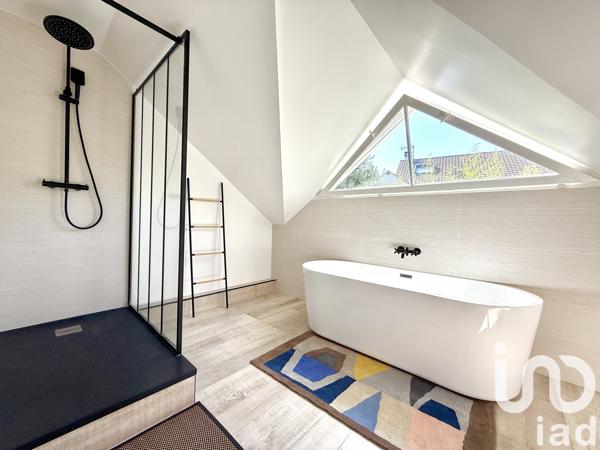 Maison à vendre 7 pièces 187 m² Osny