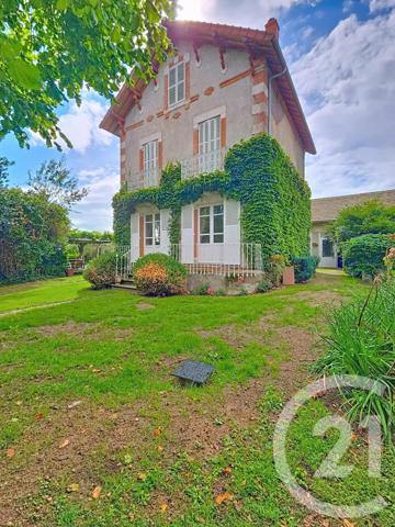 Maison à vendre  6 pièces - 134 m2 ST GERVAIS D AUVERGNE - 63