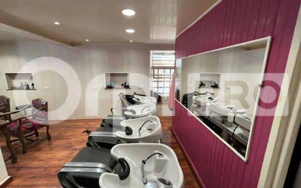 Immeuble à vendre    2 pièces • 64 m2 Essômes-sur-Marne