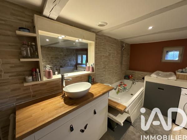 Maison à vendre 6 pièces 176 m² Valence-en-Poitou