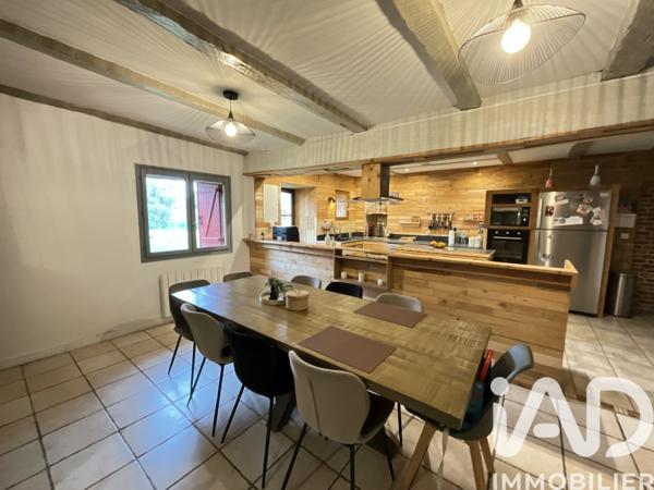 Maison à vendre 6 pièces 176 m² Valence-en-Poitou