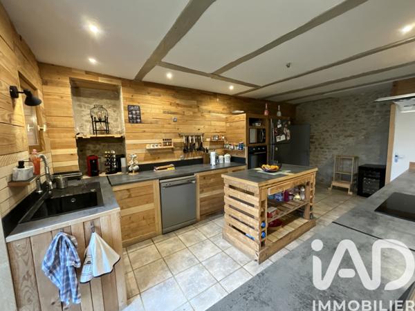 Maison à vendre 6 pièces 176 m² Valence-en-Poitou