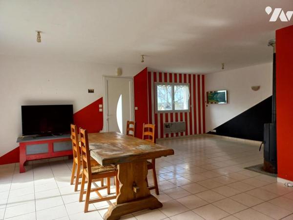 Maison de plain pieds à Saint-Gilles du Mené