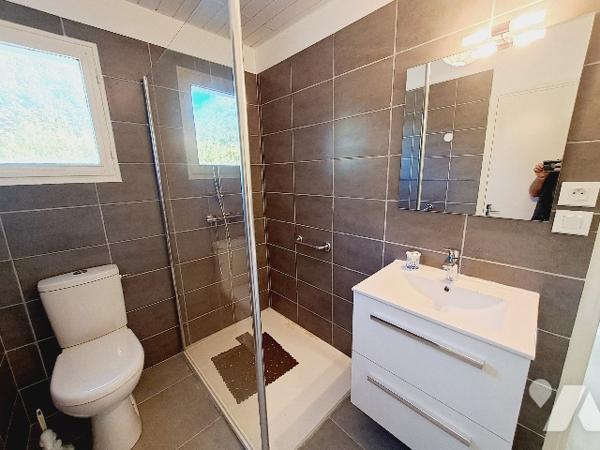 SAUZET, maison de 123m² habitable avec sous sol complet sur 1435m² de parcelle.