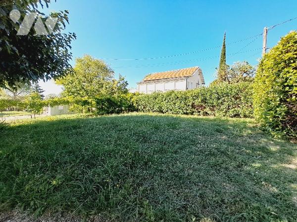 SAUZET, maison de 123m² habitable avec sous sol complet sur 1435m² de parcelle.