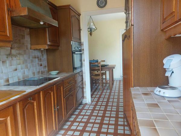 Maison Gueugnon 8 pièce(s) 200 m2